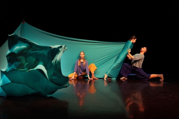 Wo wir sind – ein Tanztheaterstück für alle ab 4 Jahren