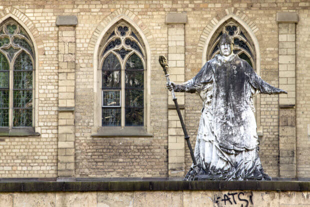 St. Severin Statue am Brückenkopf