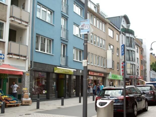 WIFI Hinweis auf der Severinstraße WIFI Hinweis auf der Severinstraße