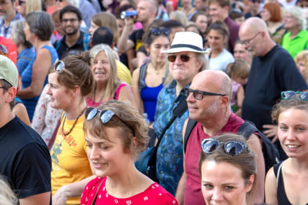 Großdemonstration gegen das Sterben im Mittelmehr - Köln Hauptbahnhof
