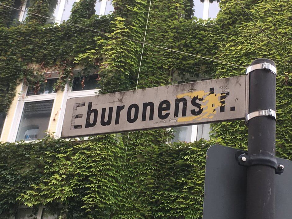 Auch das Straßenschild ist seit Jahren unverändert