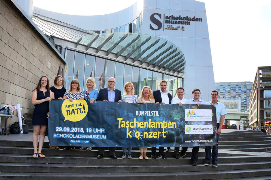 Die Macher präsentieren das Taschlampenkonzert