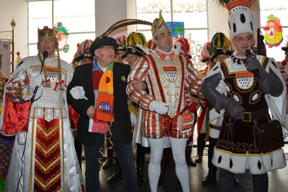 Dreigestirn Haus der Evangelischen Kirche Evangelische Kirchenverband Karneval