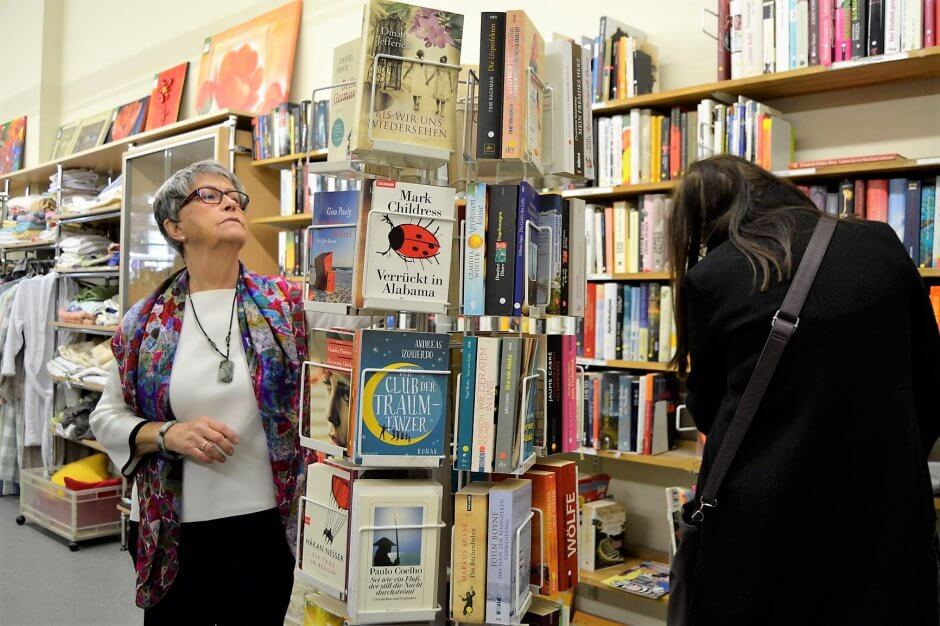 Bonn Lehmann im Oxfam-Laden Bonnerstraße