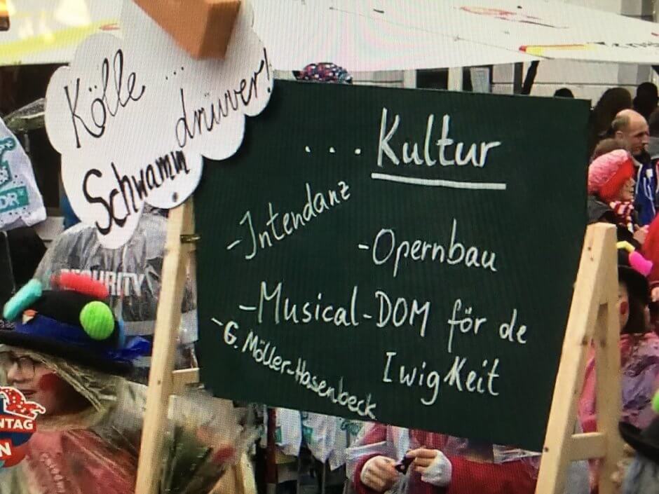 Fußgruppe Katholische Jugend Chlodwigplatz beim Rosenmontagszug 2019, Screenshot TV-Übertragung des WDR