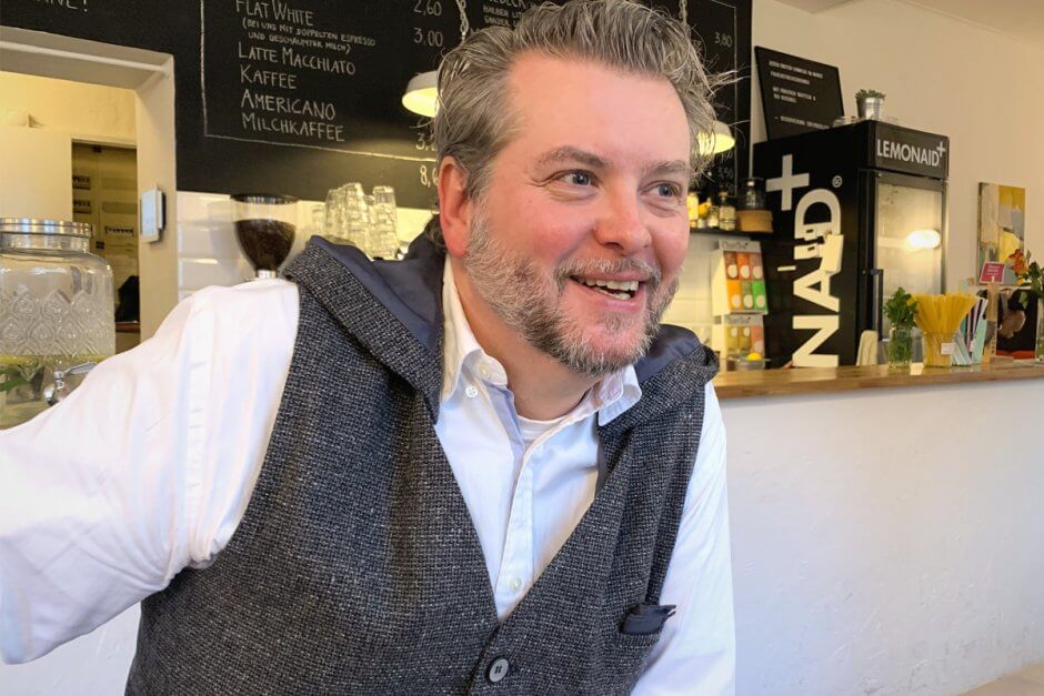 Dietmar geigle im Cafe Walter