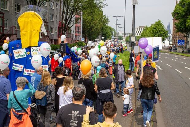 Bunt statt bla in Europa