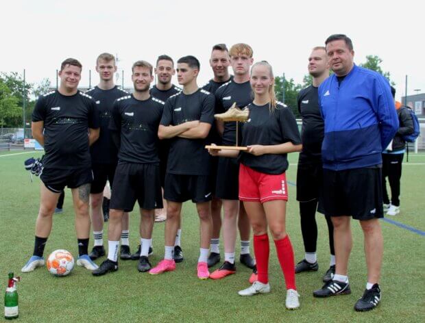 Solnaria gewinnt mit Paula Petri den Goldenen Schuh 2023